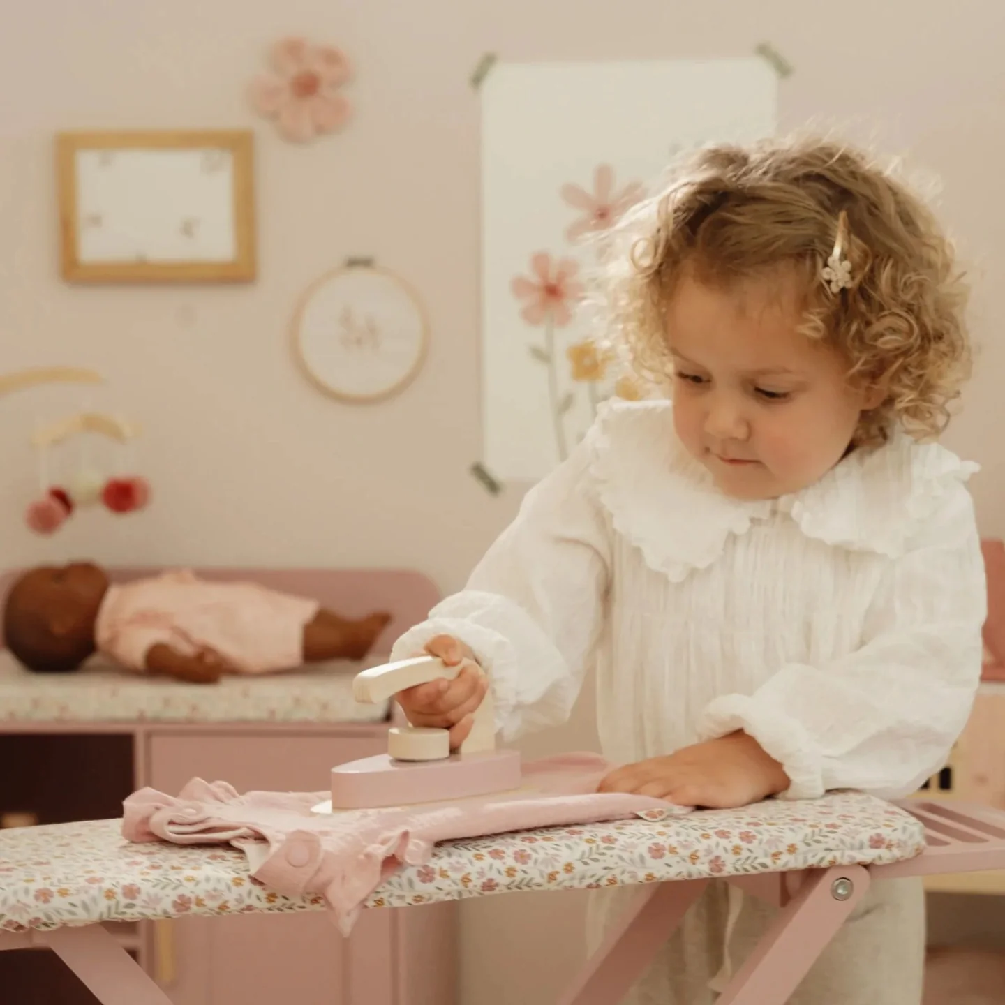 LITTLE DUTCH. Ξύλινη σιδερώστρα FSC